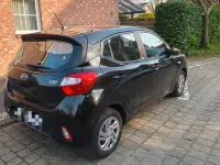 Gebraucht Hyundai i10 Select 67 PS (49 kW) 2020 Schwarz Kleinwagen