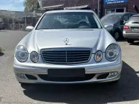 Gebraucht Mercedes E220 150 PS (110 kW) 2004 Silber Limousine