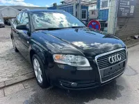 Używany Audi A4 140 KM (102 kW) 2005 Czarny Sedan/Limuzyna