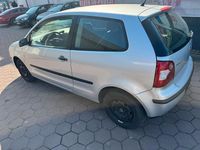 Gebraucht VW Polo 60 PS (44 kW) 2003 Silber Kleinwagen