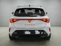 Neu Cupra Leon 150 PS (110 kW) 2026 Glacial white metallic (2y) Kombi