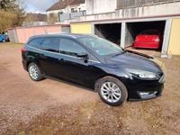 Gebraucht Ford Focus Titanium 125 PS (91 kW) 2017 Schwarz Kombi