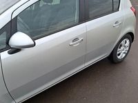 Gebraucht Opel Corsa 87 PS (63 kW) 2010 Silber Kleinwagen