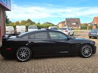 Second-hand Dodge Charger 373 CP (274 kW) 2011 Negru Berlinǎ