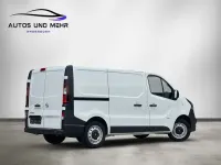 Gebraucht Opel Vivaro 120 PS (88 kW) 2018 Weiß Van / Kleinbus