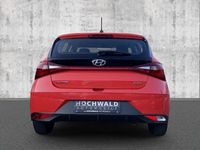 Gebraucht Hyundai i20 101 PS (74 kW) 2021 Rot Kleinwagen