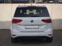 Gebraucht VW Touran Highline 150 PS (110 kW) 2017 Weiss Van / Kleinbus
