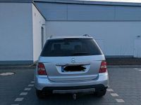 Gebraucht Mercedes ML420 306 PS (225 kW) 2007 Grau SUV