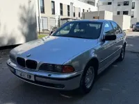 Gebraucht BMW 523 170 PS (125 kW) 1999 Silber Limousine