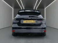 Usado Ford Focus ST 250 CV (183 kW) 2017 Negro Berlina