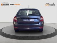 Gebraucht Skoda Rapid Elegance 122 PS (89 kW) 2014 Grau Kleinwagen