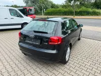 Gebraucht Audi A3 Attraction 125 PS (91 kW) 2011 Schwarz Kleinwagen