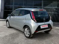 Gebraucht Toyota Aygo X-play 69 PS (50 kW) 2017 Grau Kleinwagen