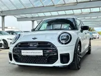 Gebraucht Mini Cooper S 204 PS (150 kW) 2025 Nanuq white (metallic) Kleinwagen