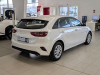 Neu Kia Ceed Vision 140 PS (102 kW) 2025 Weiß Kleinwagen