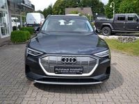 Gebraucht Audi e-tron Advanced 230 kW (313 PS) 2019 Manhattan gray metallic SUV