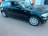 Gebraucht BMW 116 122 PS (89 kW) 2006 Schwarz Kleinwagen