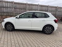 Gebraucht VW Polo Life 95 PS (69 kW) 2023 Weiß Kleinwagen