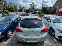 Gebraucht Opel Astra 116 PS (85 kW) 2010 Silber Limousine