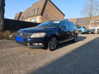 Gebraucht VW Passat 140 PS (102 kW) 2010 Blau Kombi