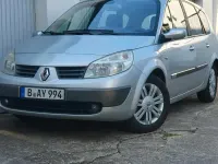 Gebraucht Renault Scénic II 134 PS (98 kW) 2004 Silber Van / Kleinbus
