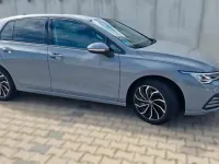 Gebraucht VW Golf VII 131 PS (96 kW) 2020 Grau Limousine