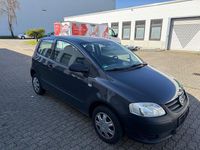 Gebraucht VW Fox 54 PS (39 kW) 2006 Grau Kleinwagen