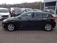 gebraucht Ford Focus Cool&Connect 5trg. LED+NAVI+PP+LMF 16 +WIN