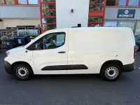 Gebraucht Peugeot Partner Premium 131 PS (96 kW) 2020 Weiß Van / Kleinbus