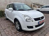 Gebraucht Suzuki Swift Club 92 PS (67 kW) 2009 Weiß Kleinwagen