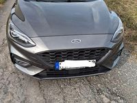 Gebraucht Ford Focus ST-Line 155 PS (114 kW) 2021 Grau Limousine