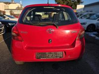 Gebraucht Toyota Yaris Basis 69 PS (50 kW) 2008 Rot Kleinwagen