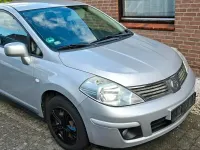 Gebraucht Nissan Tiida 110 PS (80 kW) 2008 Silber Kleinwagen