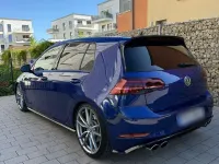 Second-hand VW Golf VII R 310 CP (228 kW) 2018 Albastru Berlinǎ