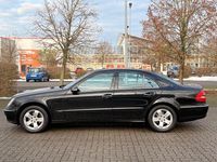 Gebraucht Mercedes E280 Avantgarde 177 PS (130 kW) 2004 Schwarz Limousine