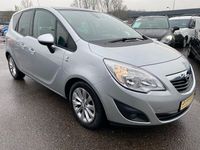 Gebraucht Opel Meriva 110 PS (80 kW) 2012 Silber Van / Kleinbus
