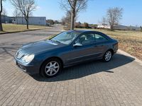 Gebraucht Mercedes CLK320 218 PS (160 kW) 2005 Blau Coupé
