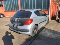 Gebraucht Peugeot 207 75 PS (55 kW) 2007 Silber Kleinwagen