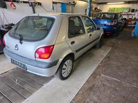 Gebraucht Ford Fiesta 2001 Silber Kleinwagen
