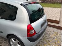 Gebraucht Renault Clio II 75 PS (55 kW) 2004 Kleinwagen
