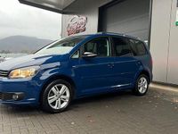 Gebraucht VW Touran Match 105 PS (77 kW) 2012 Blau Van / Kleinbus