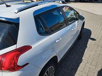 Gebraucht Peugeot 2008 Active 120 PS (88 kW) 2013 Weiß SUV