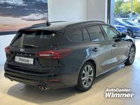 Gebraucht Ford Focus ST-Line 125 PS (91 kW) 2025 Agate black metallic Kombi