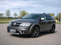 Gebraucht Fiat Freemont 140 PS (102 kW) 2013 Grau SUV