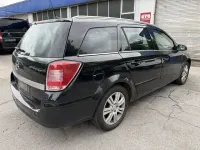 Gebraucht Opel Astra Cosmo 140 PS (102 kW) 2008 Schwarz Kombi