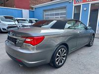 Usata Lancia Flavia 170 CV (125 kW) 2013 Grigio Cabrio