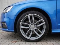 Gebraucht Audi A3 e-tron S-Line 204 PS (150 kW) 2020 Arablau kristalleffekt Kleinwagen