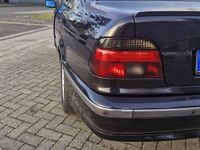 Gebraucht BMW 523 170 PS (125 kW) 1999 Schwarz Limousine