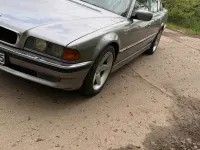 Gebraucht BMW 735 235 PS (172 kW) 1996 Silber Limousine