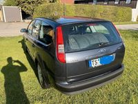 gebraucht Ford Focus 1.6 Ambiente Ambiente